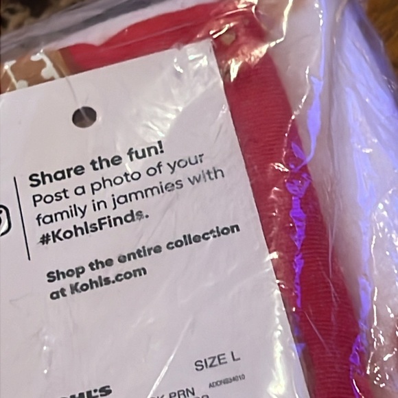 Sweet Holiday pajama set size large - Picture 6 of 6